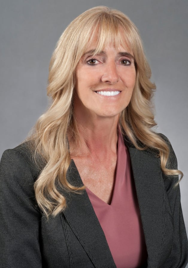 Headshot of Robyn Anderson, Senior Vice President, Estate Administrator at the Naples Trust Company